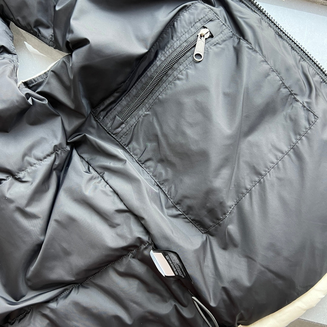 1996 vintage Nuptse padded packable jacket Vest down jacket