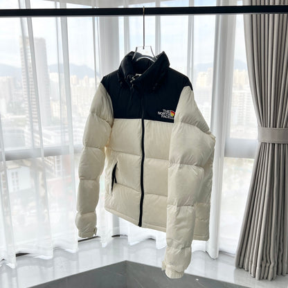 1996 vintage Nuptse padded packable jacket  down jacket