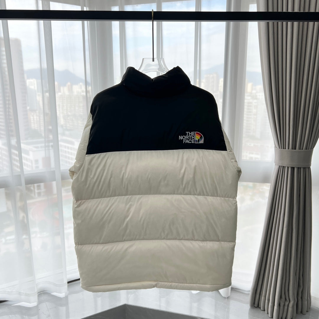 1996 vintage Nuptse padded packable jacket  down jacket