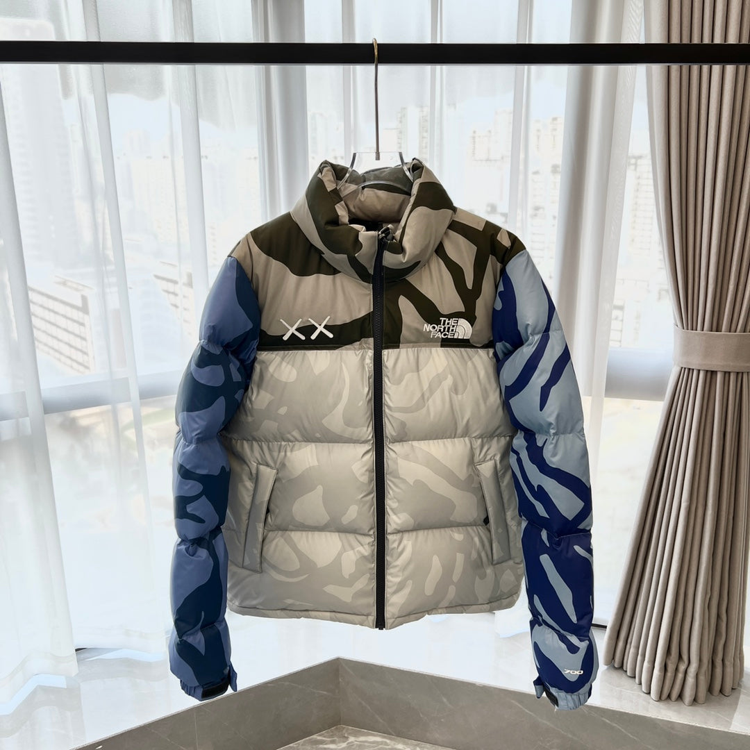 1996 vintage Nuptse padded packable jacket  down jacket